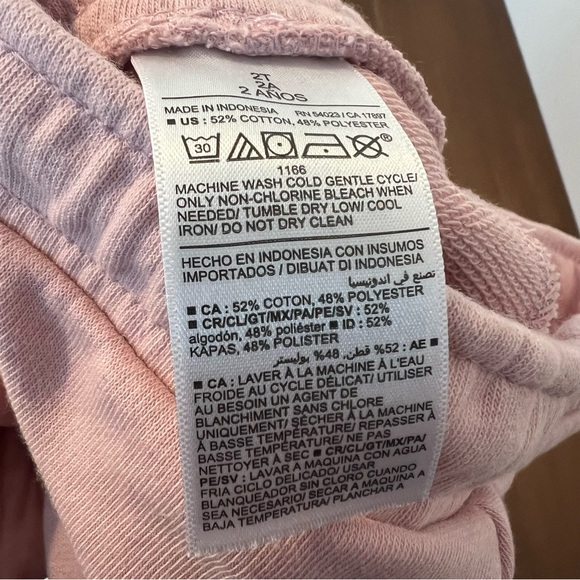 Bundle of 3 pairs of Old Navy drawstring girls 2T shorts in great condition - Picture 12 of 12